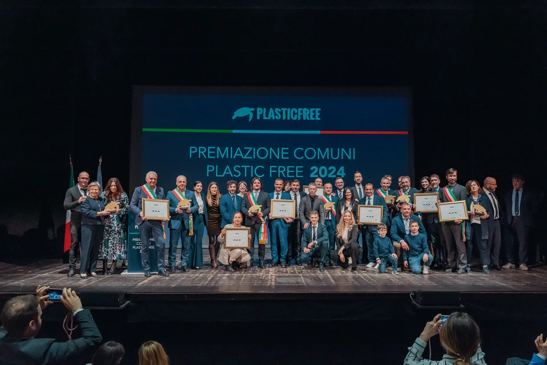 Borgo virgilio premiato come comune plastic free 2023